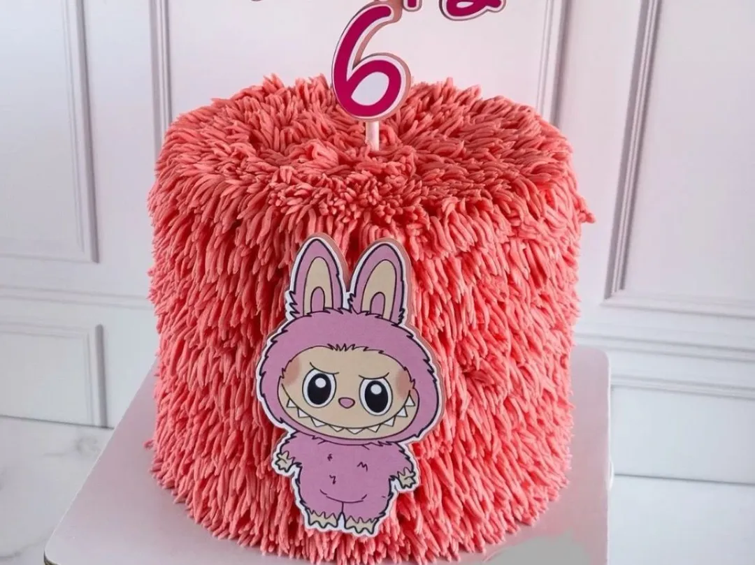 Labubu Cake 2