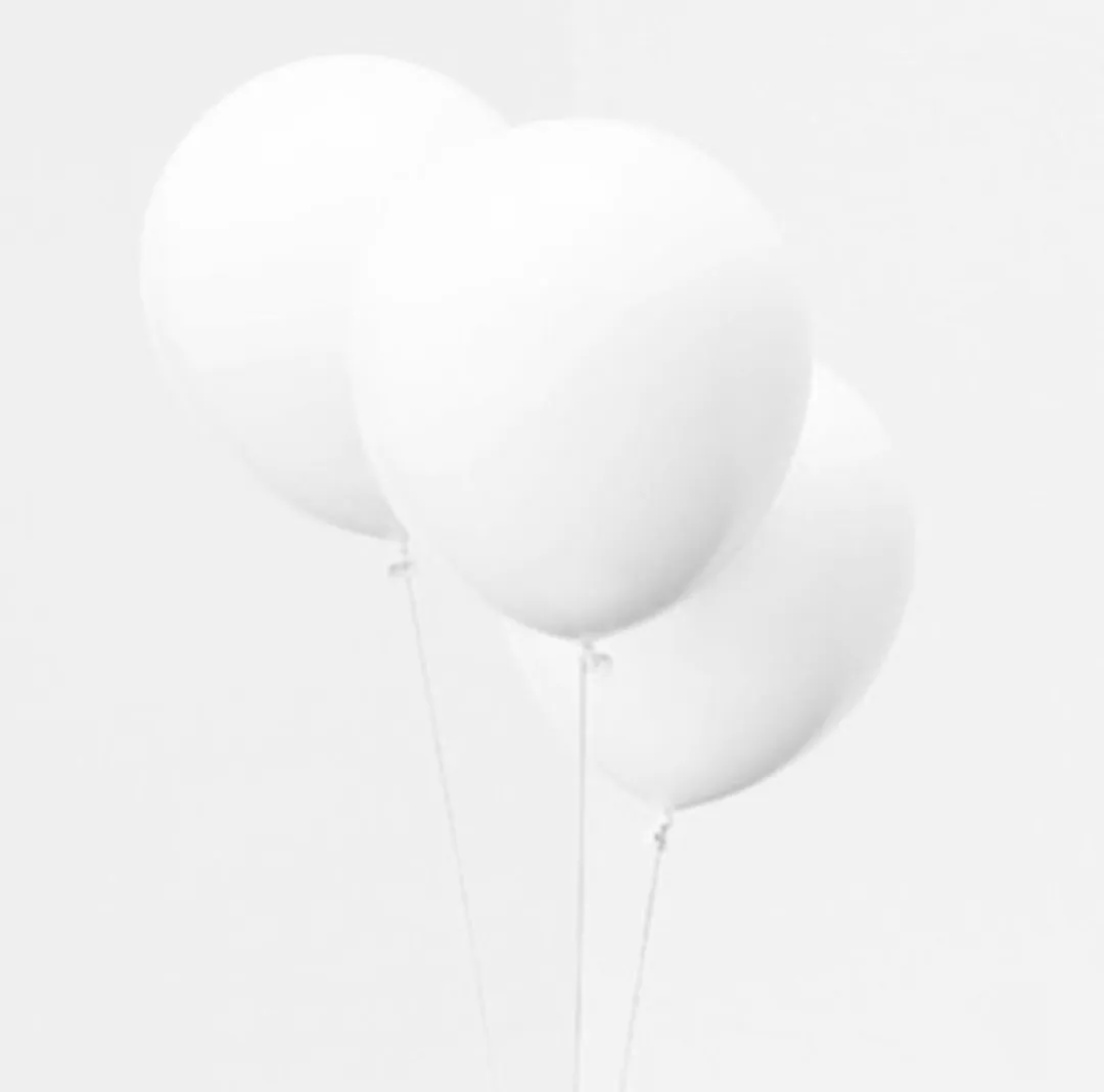 White balloons 