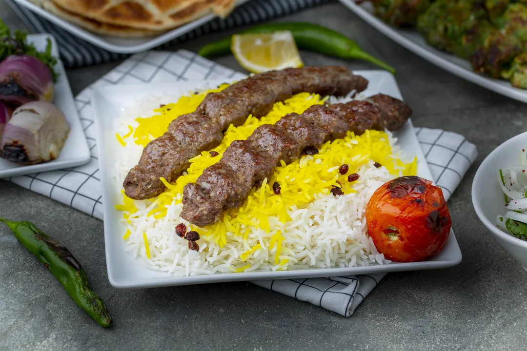 كباب وعيش