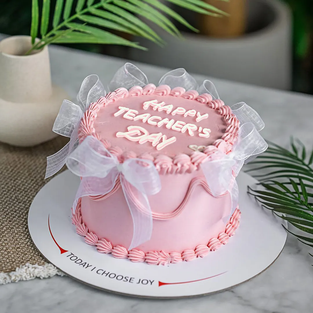 Teacher's Pink Vintage Bow Cake