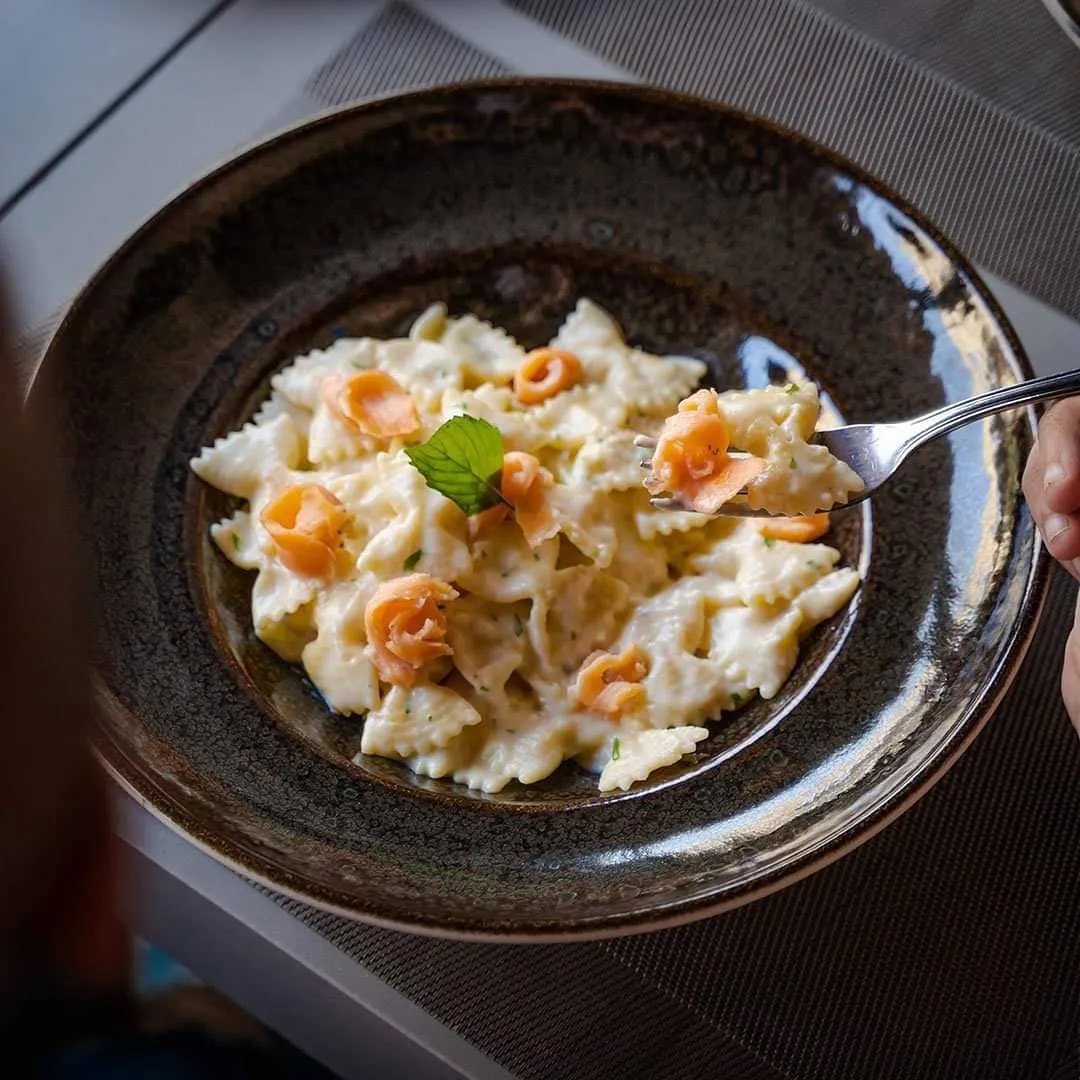 Farfalle Salmon pasta