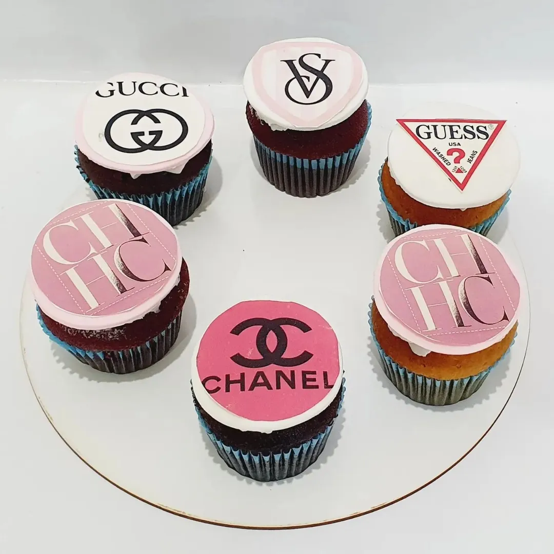 Make up cupcake