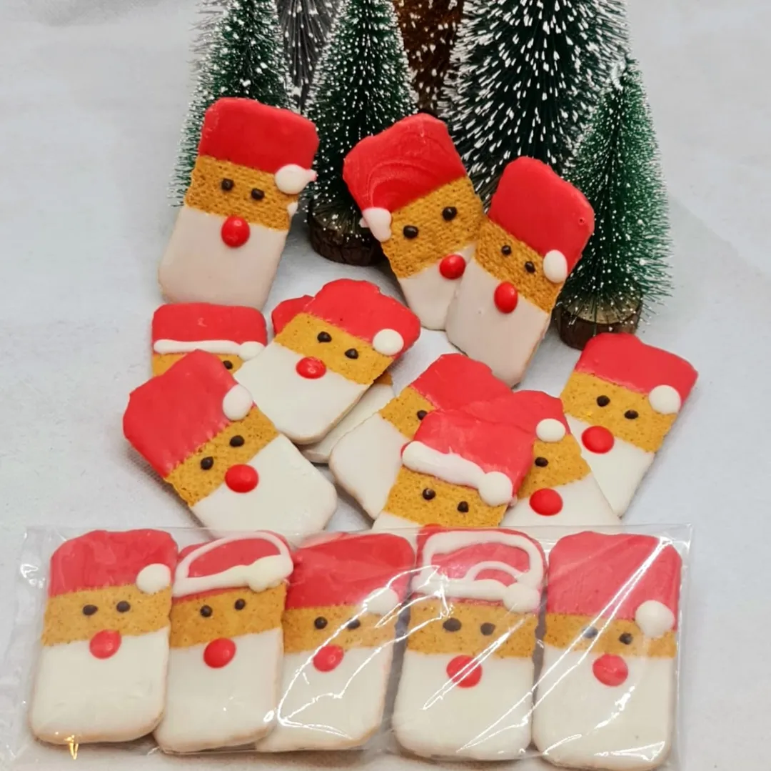 Santa biscuits