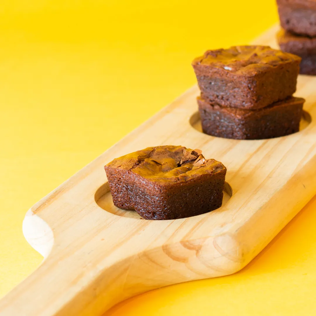 BROWNIE CAKE