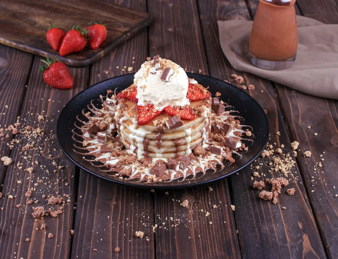 Dreamy Chocolate  kinder Pancakes
