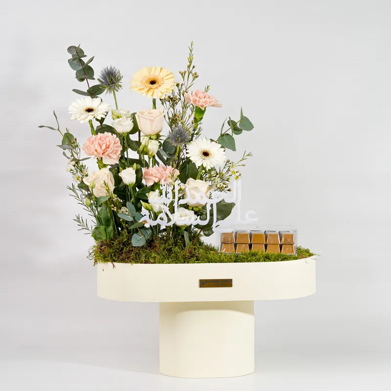 Wooden tray 60 cm high, width 40 with a combination of mix flowers and 40 pieces of joclate N 28
