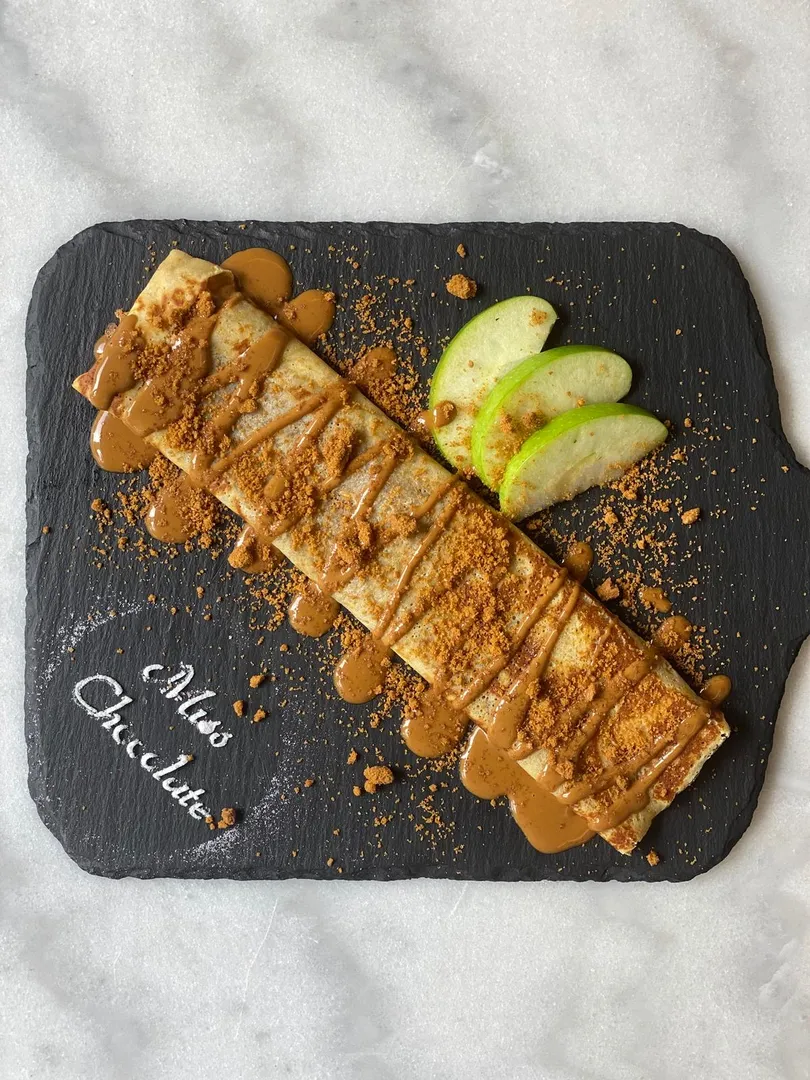 Lotus and Green Apples Crepe