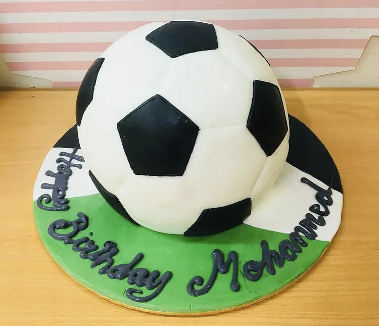 Football cake