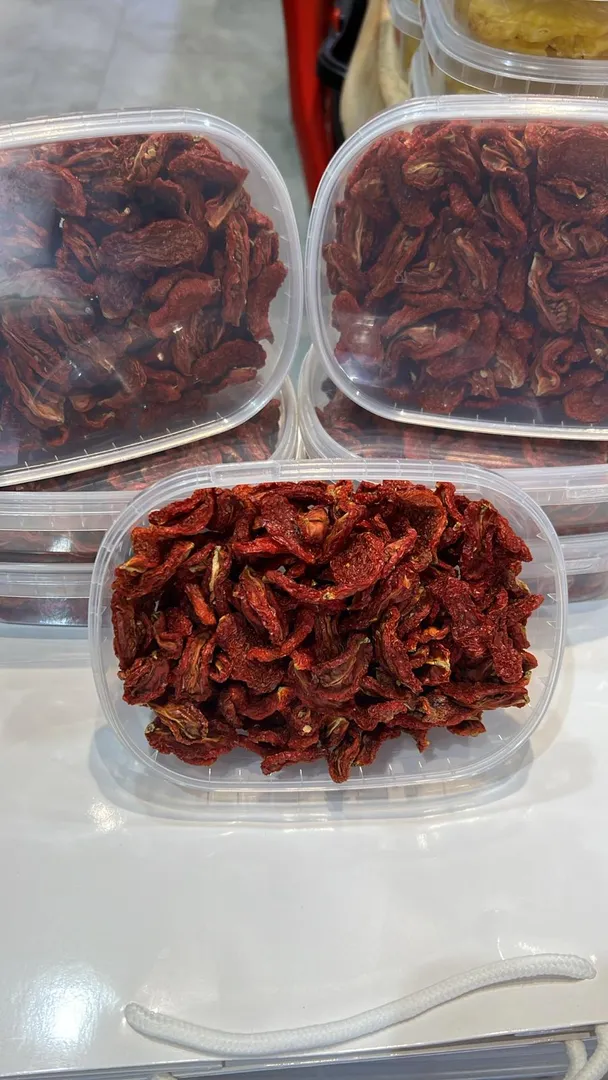 طماط مجفف علب