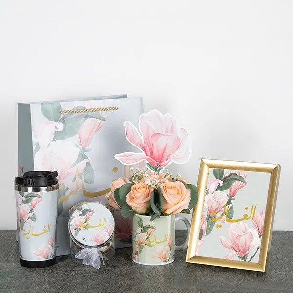 AlGaliah frame and flowers