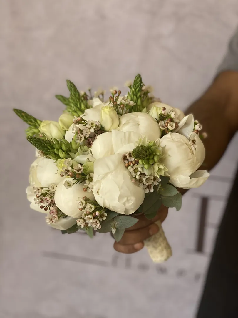 Peony & green