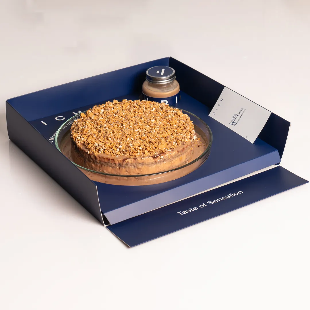 milky crunchy cake