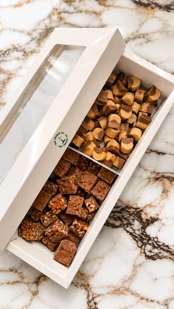 Mix Rice Krispies & Cookie Truffle Bites