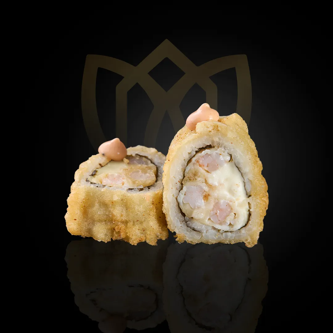 HOT URA MAKI SHRIMP TEMPURA