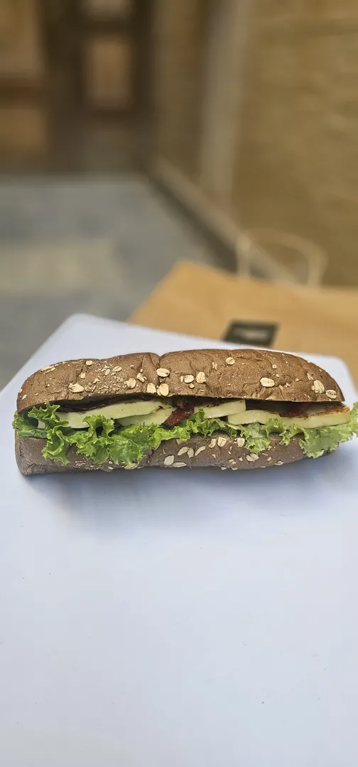 Halloumi Sandwich