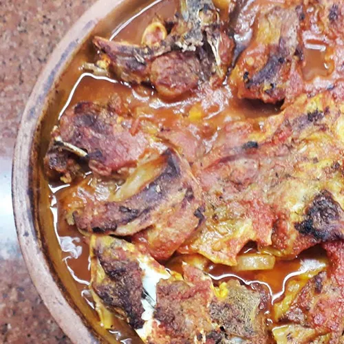 Lamb meat with onions