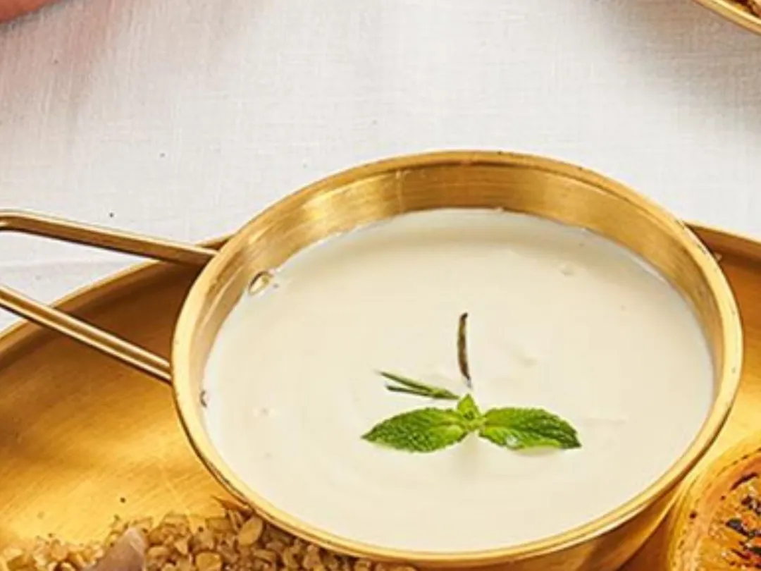 Extra yogurt sauce