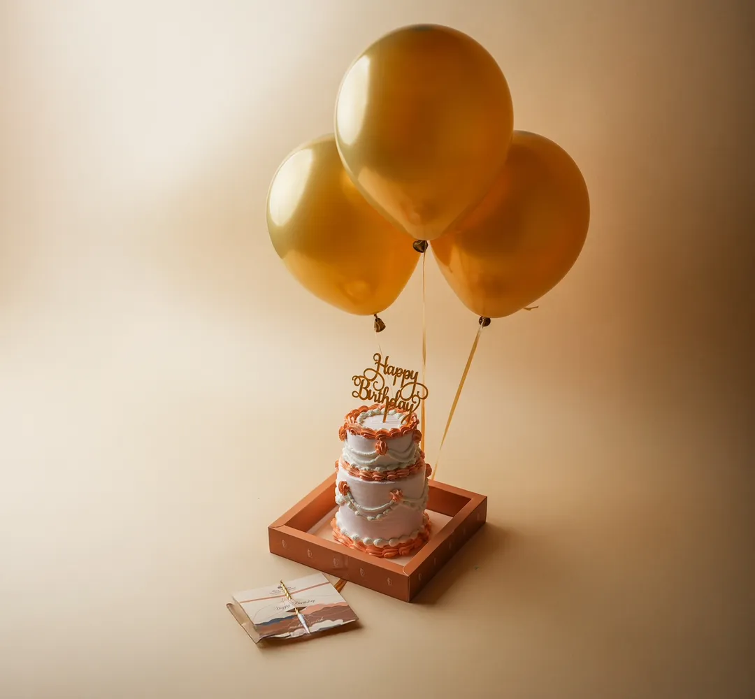 Double mini gold cake - 3 balloons gold- happy birthday with candles