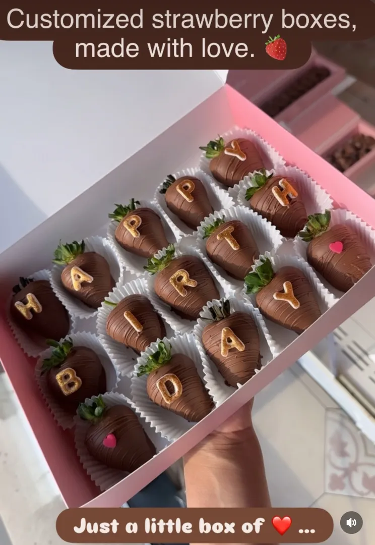 Happy strawberries 🍓