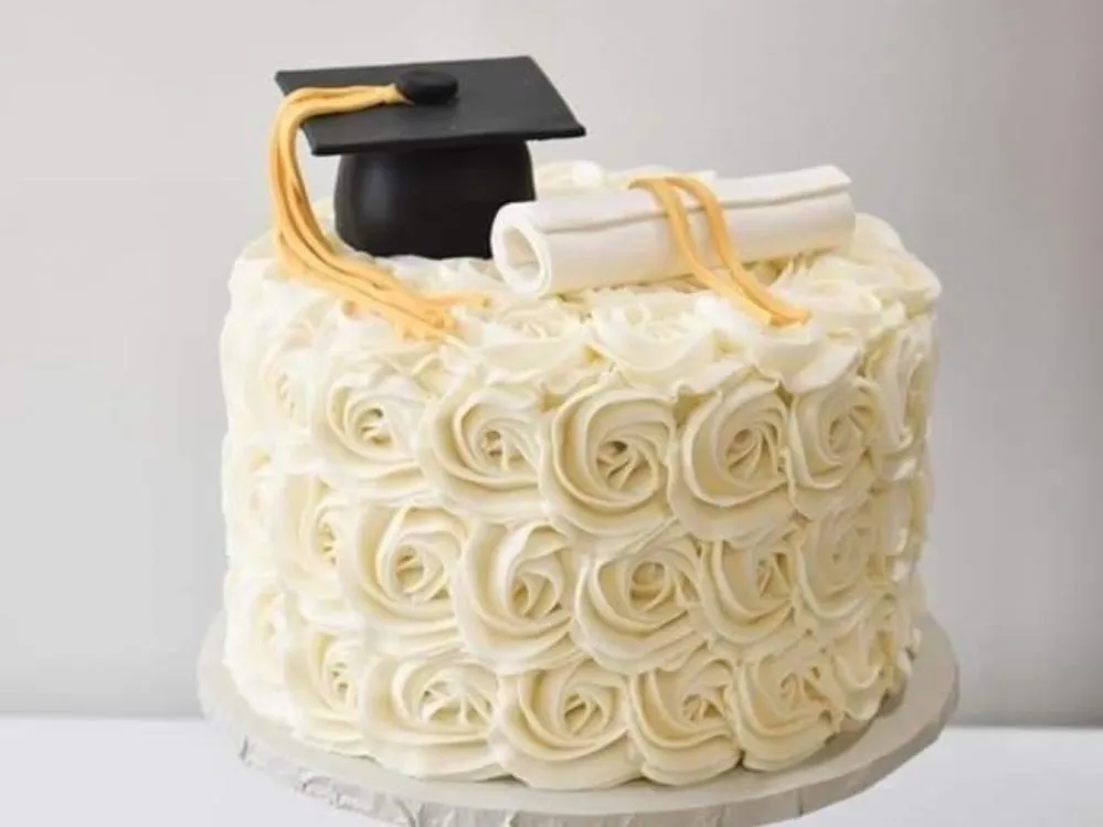 Graduation Cake 6