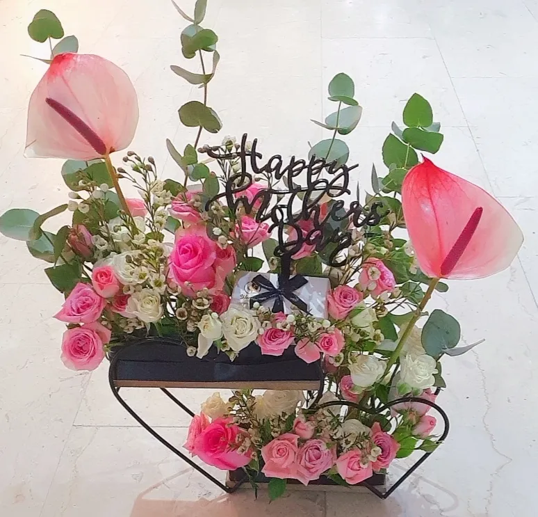 Mom Heart Stand tray
