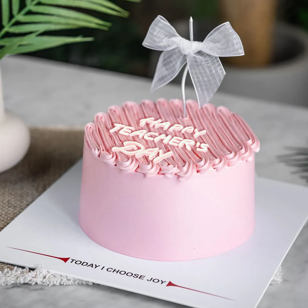 Teacher's Bow Toppers Cake