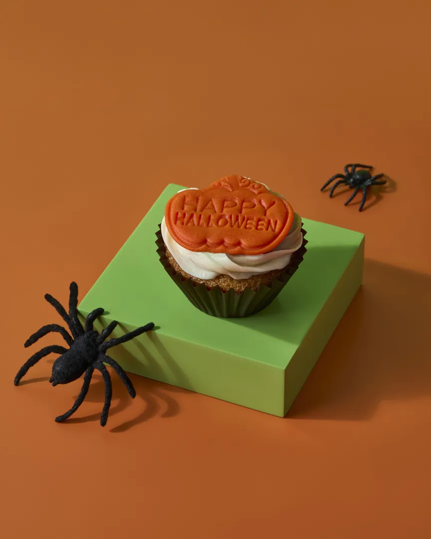 Happy Halloween Pralines Cupcake