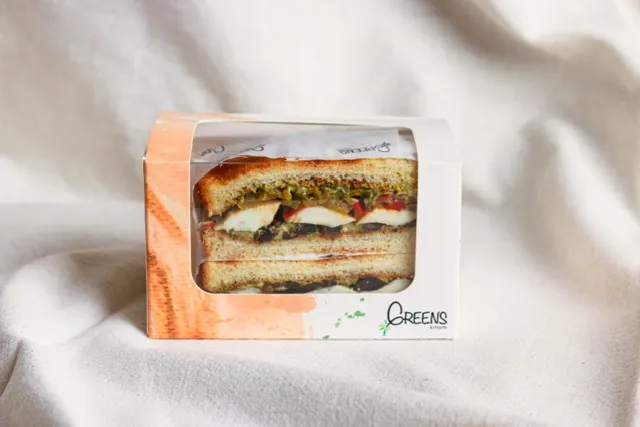 Halloumi sandwich 22-053