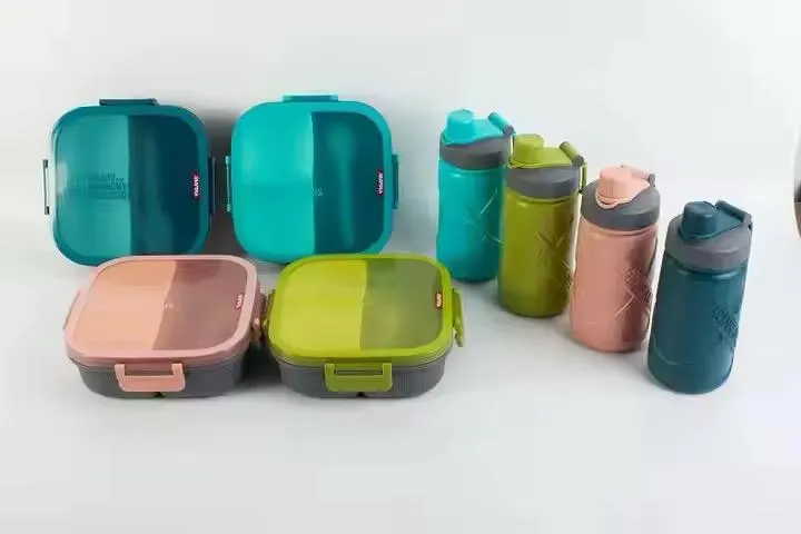 طقم لانش بوكس مقسم + مطارة