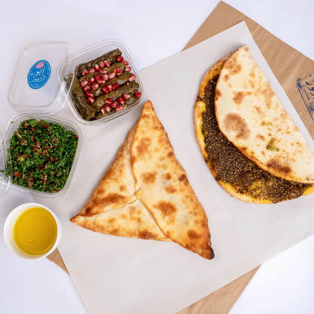 Vegan (Seyami) - Zaatar Manoucheh, Spinach Manouch, Toubouleh, Warak Enab