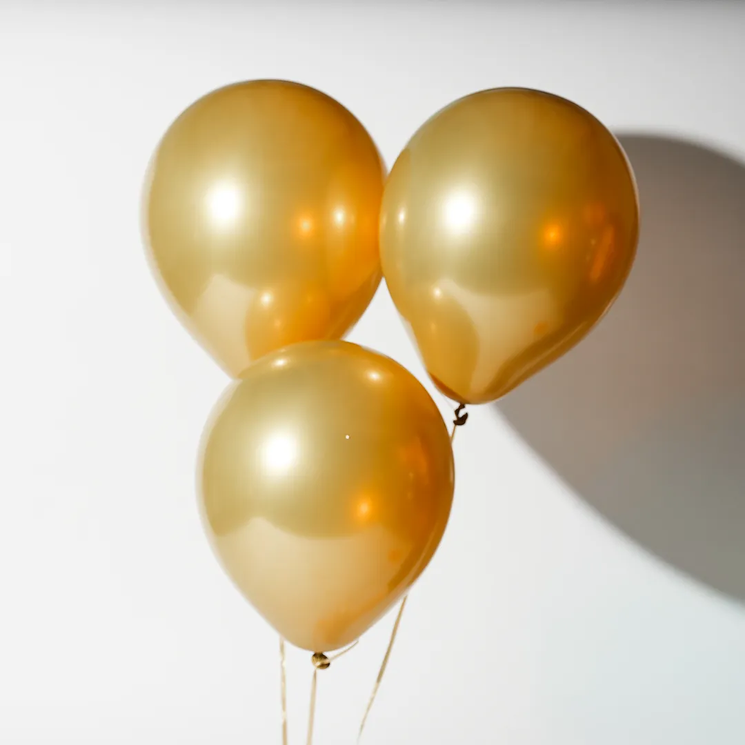 Gold balloons 3
