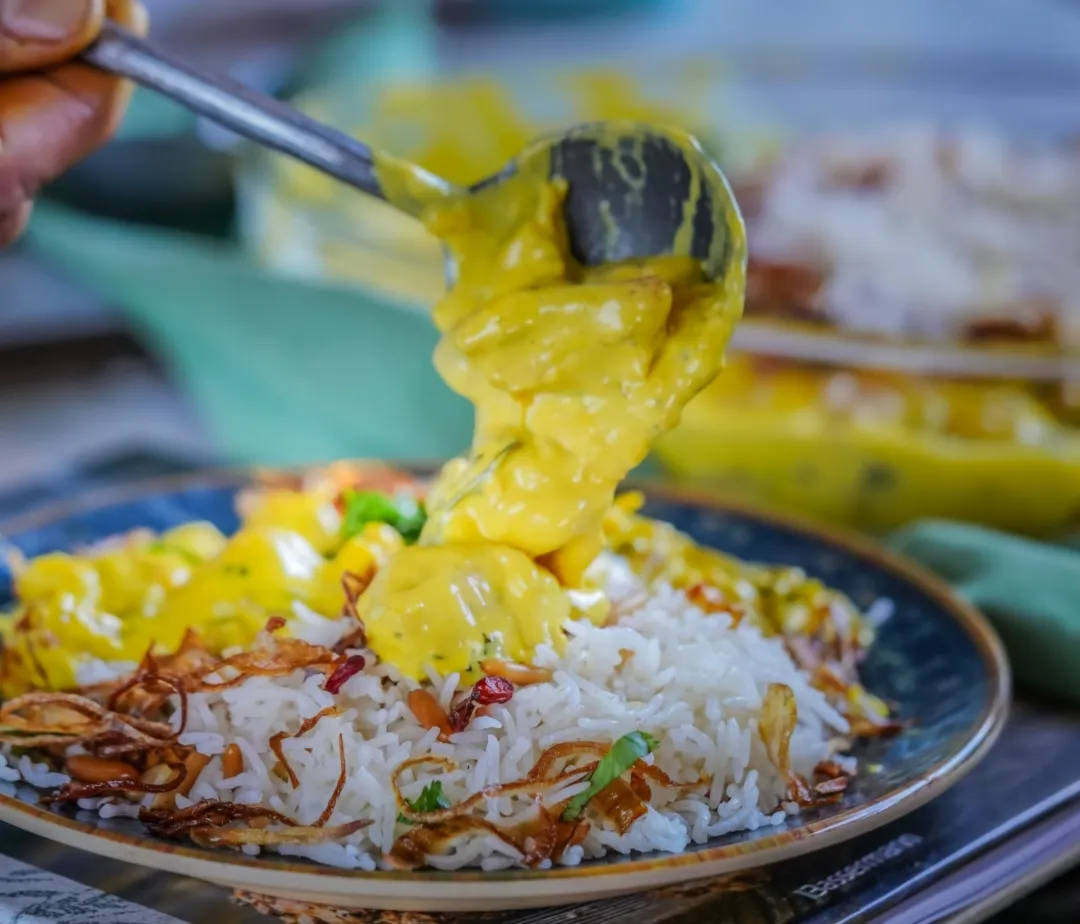 دياي مع عيش بكريمة الزعفران لشخص