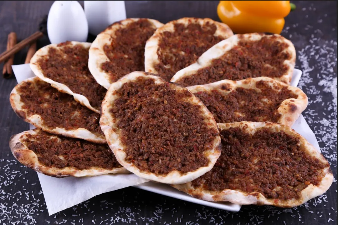 صفيحة بالطماطم