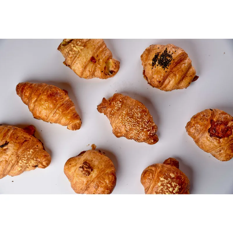 Cheddar Croissant,