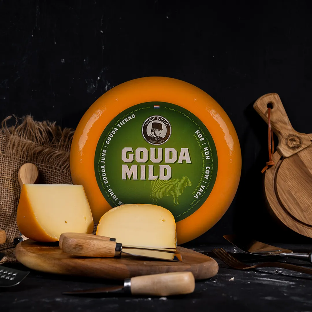 جبن بقري معتدل | 1kg - 300gm