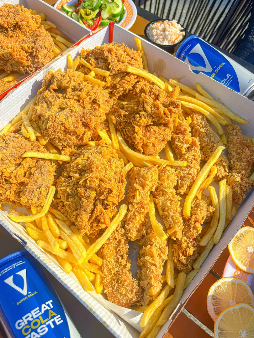 Mix Broast and Strips Meal