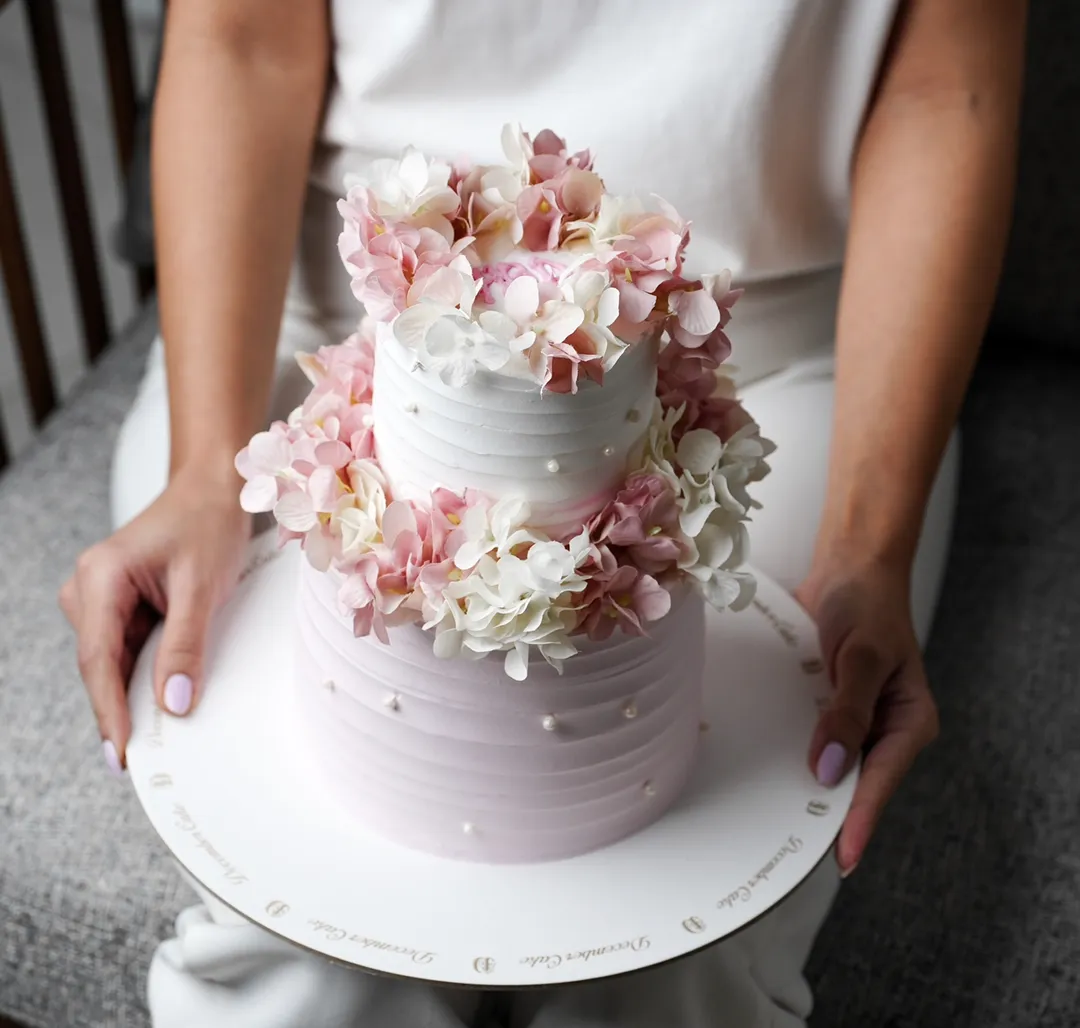 Small double white pink flower mix chocolate vanilla