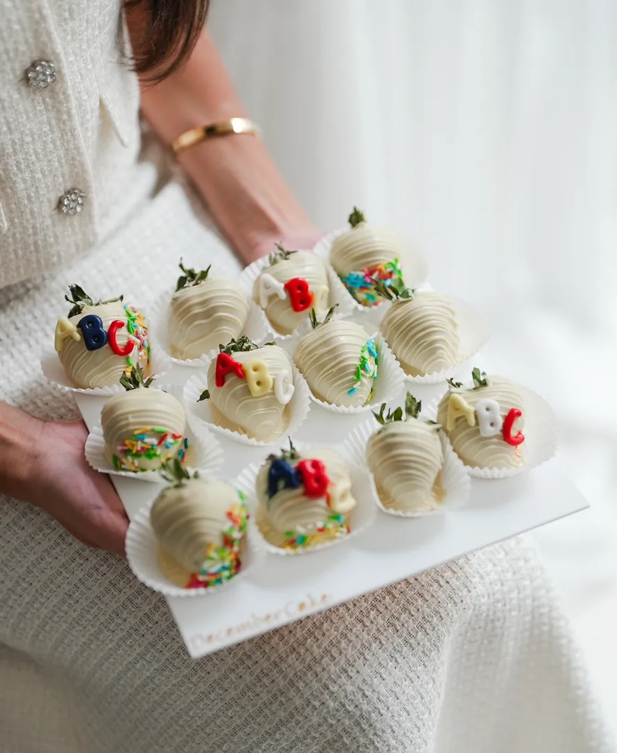 White strawberry bord back to school 12 pic