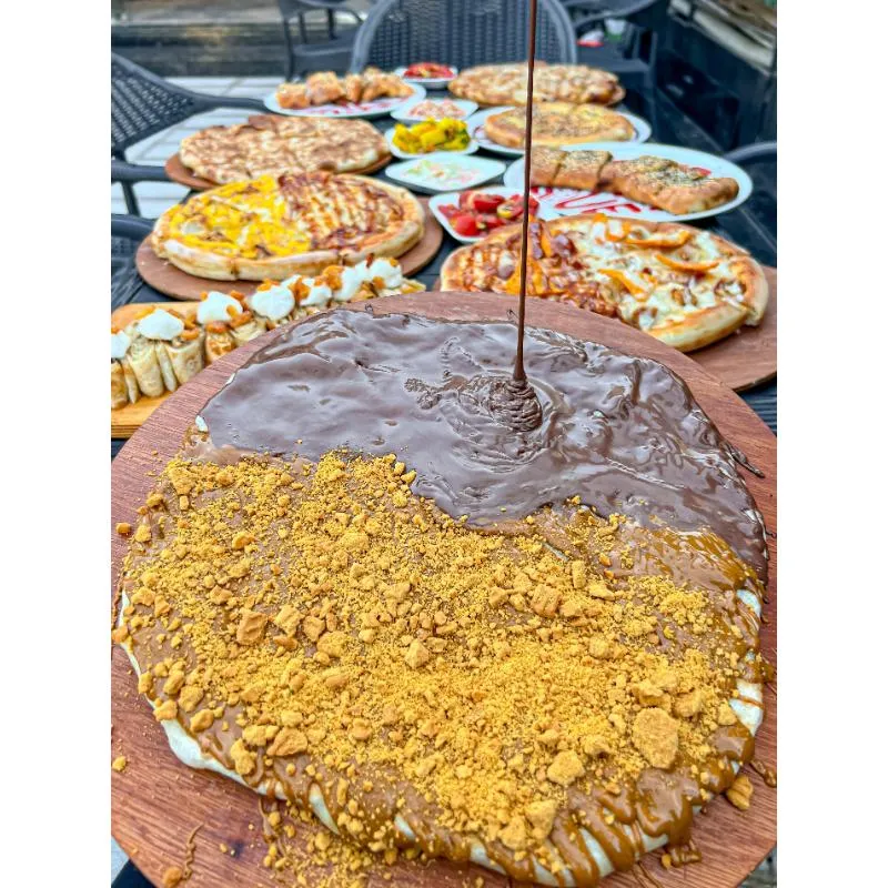 فطيرة ميكس ( لوتس / نوتيلا )