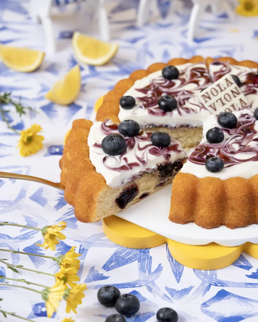 Vanilla Lemon Blueberry Cake