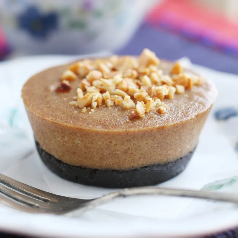 Peanut Raw Cake