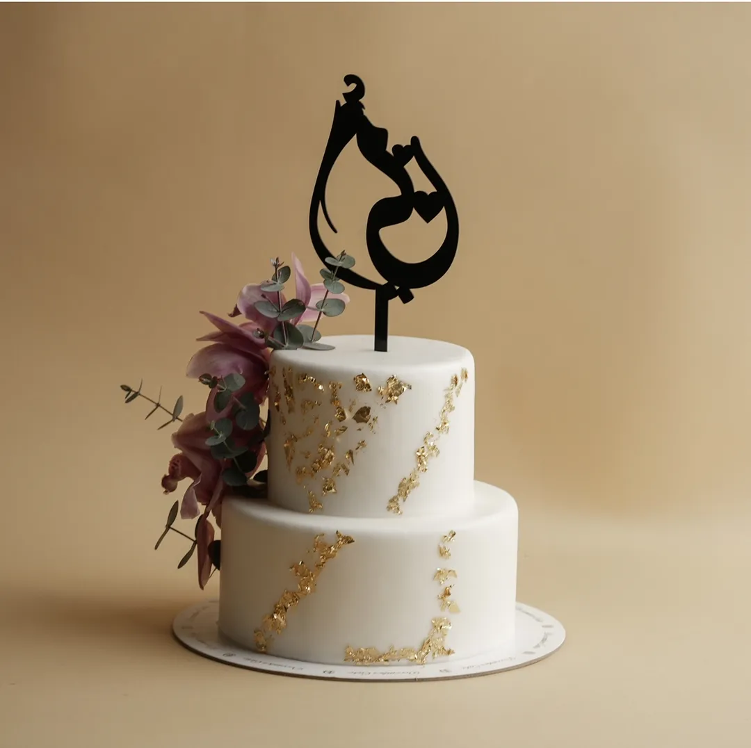 Double flora mother day cake 8inch mix chocolate vanilla