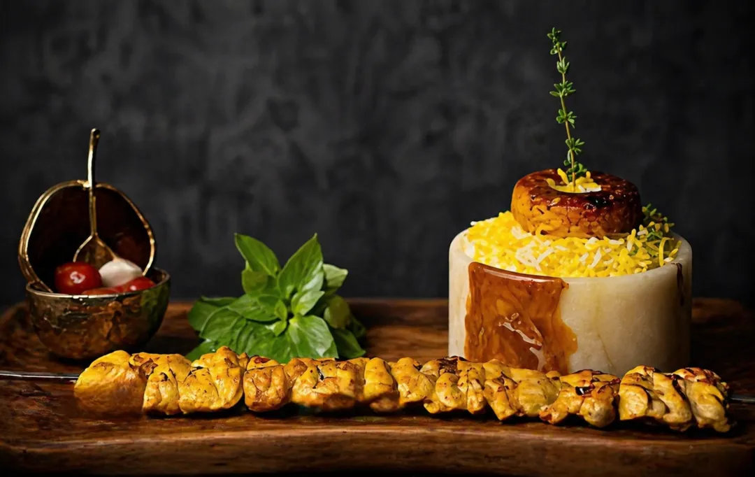 Joojeh Kabab-Bi-Ostokhon