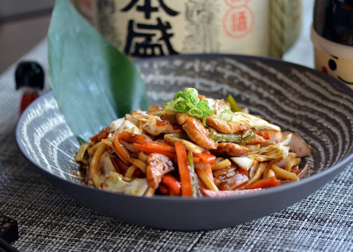 RICE & NOODLES