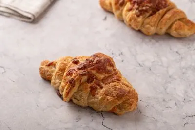 كرواسون موزريلا