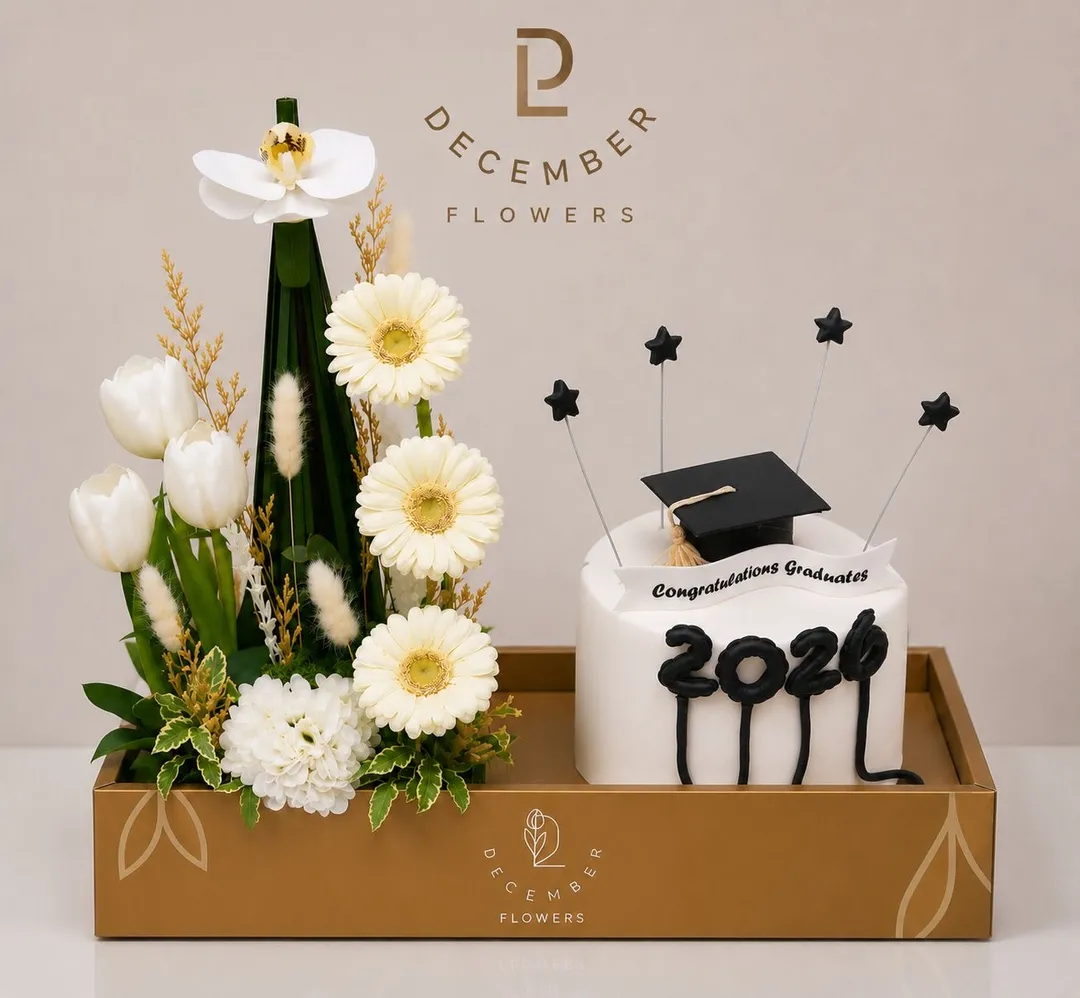 Graduation box cake 2026 with flowers