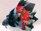 Hypericum Love Bouquet