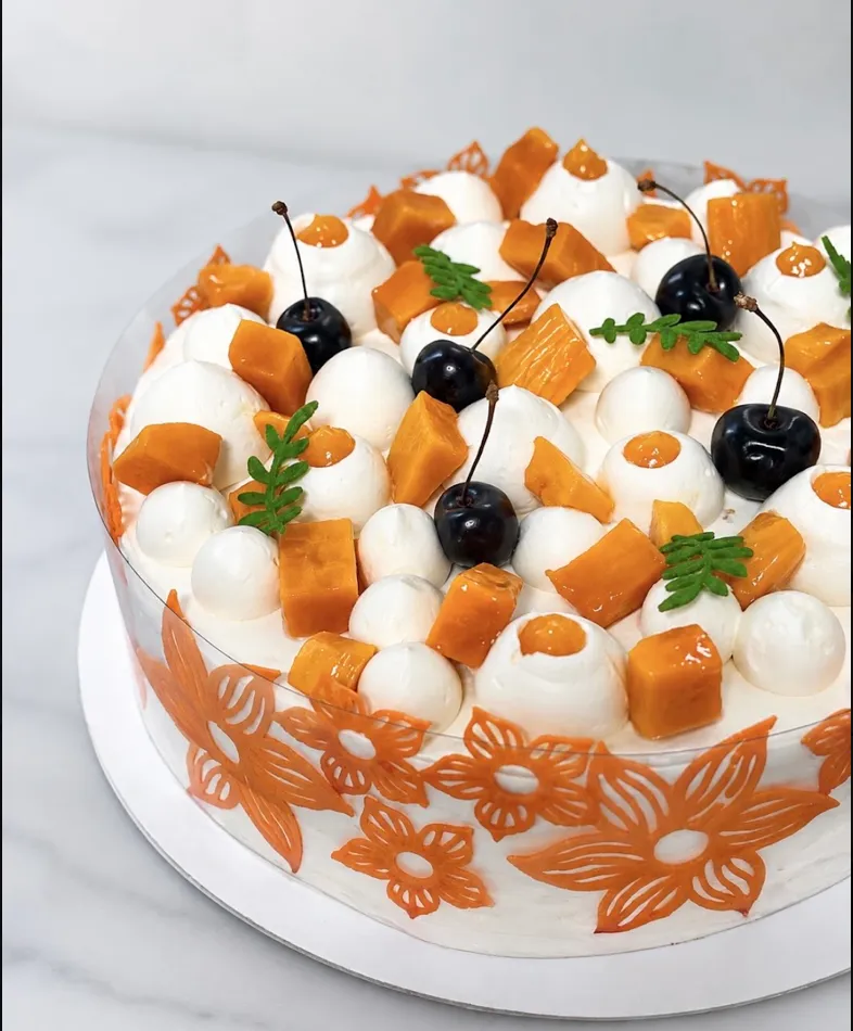 Mango Vanilla Cake 24 cm