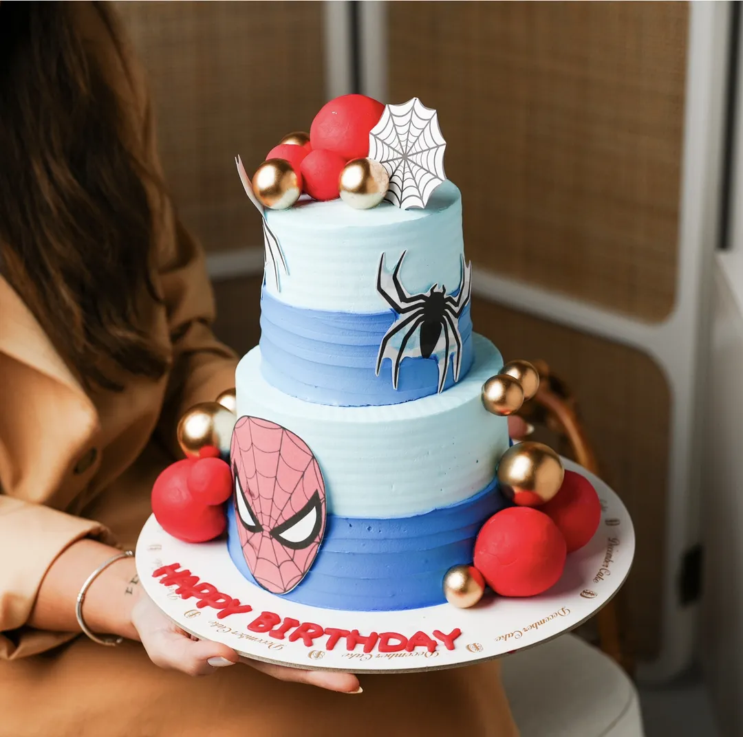 Smadll double spider man blue red cream 6inch mix chocolate vanilla