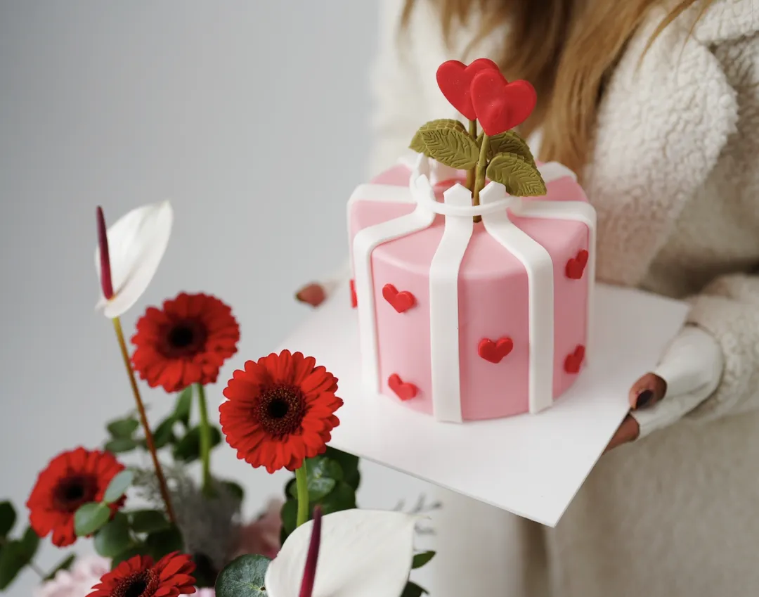 Lovely pink cake 6inch ❤️